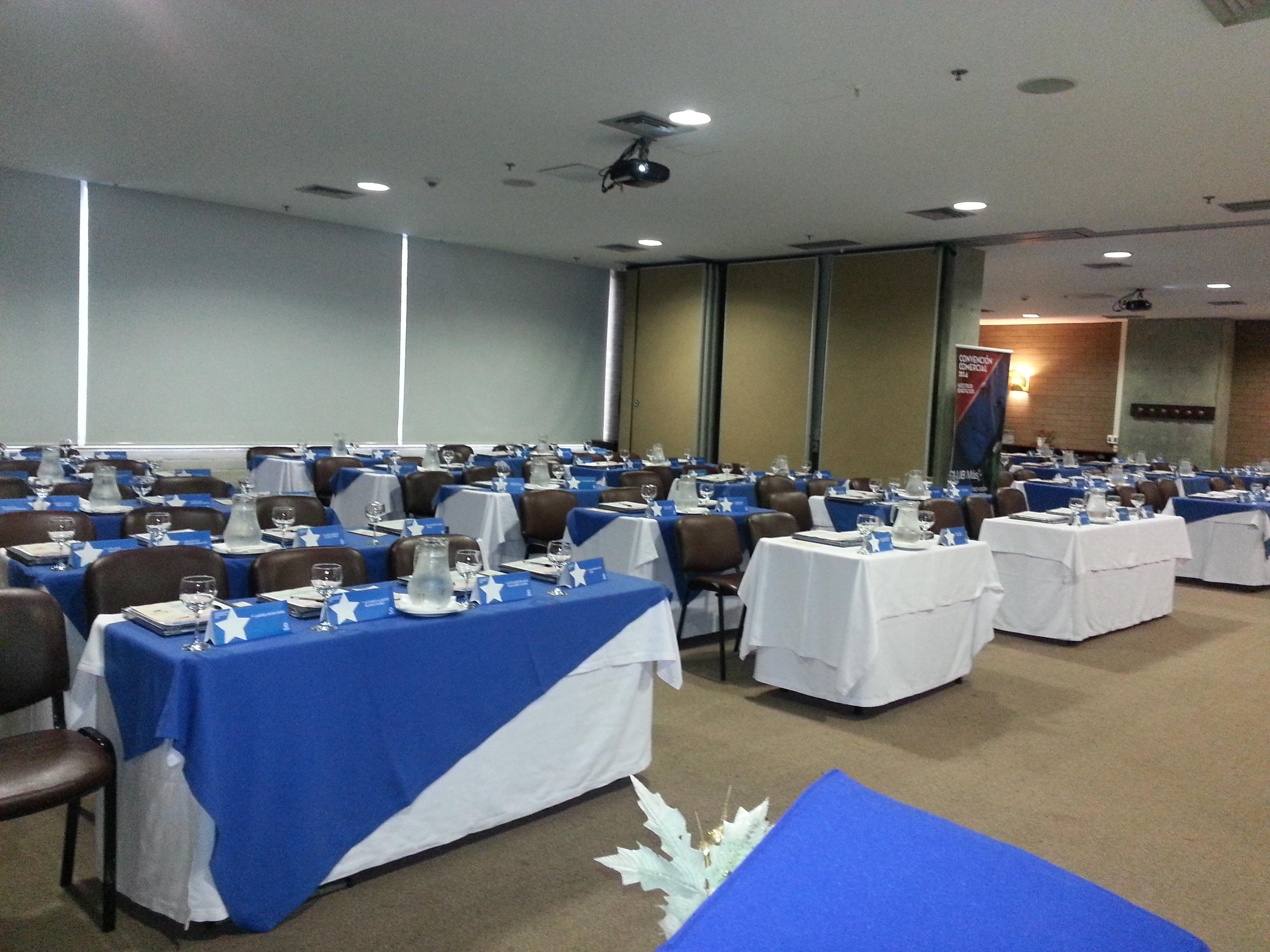 Diez Hotel Categoria Colombia Μεντεγίν Εξωτερικό φωτογραφία A conference room at the hotel