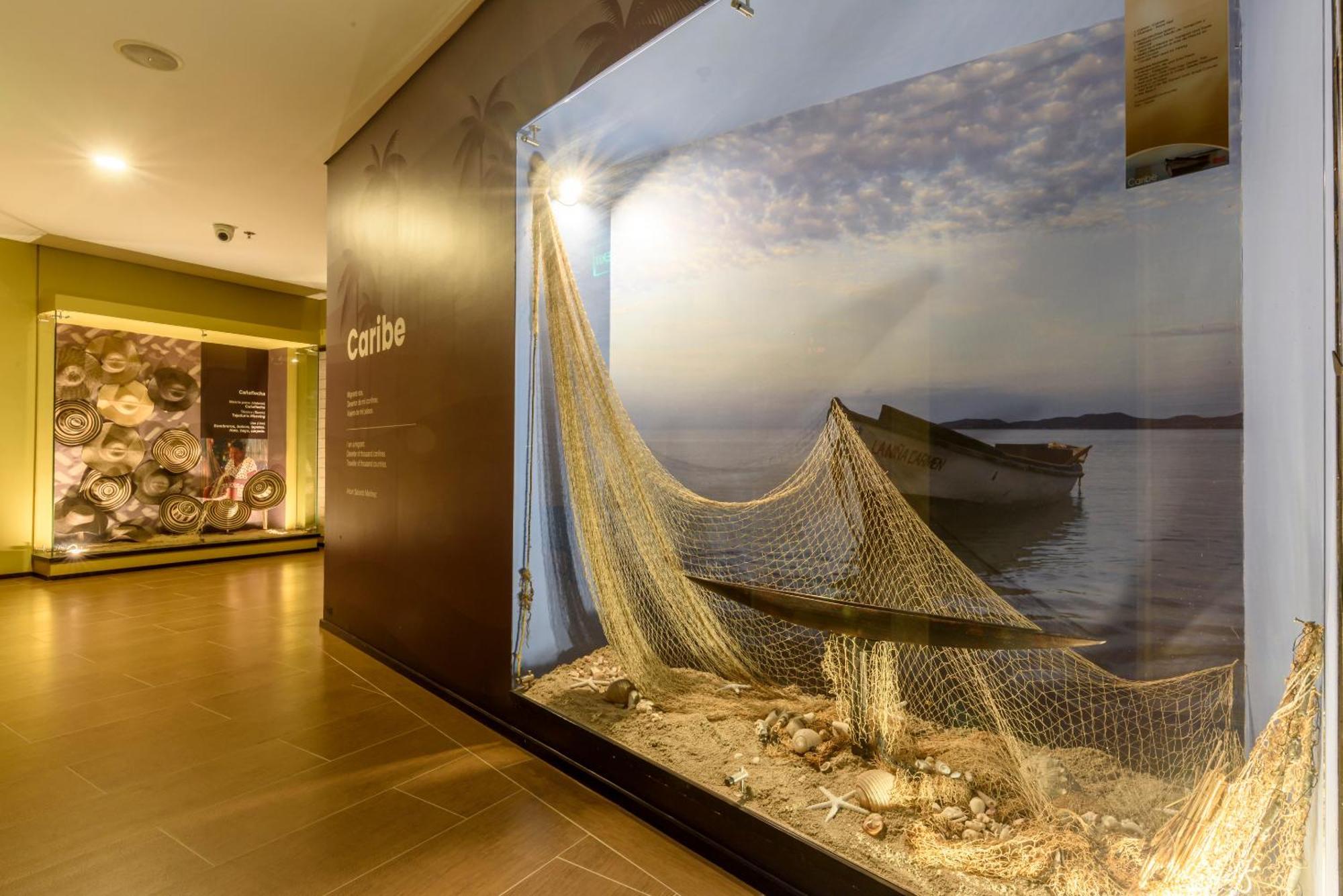 Diez Hotel Categoria Colombia Μεντεγίν Εξωτερικό φωτογραφία The fishing net